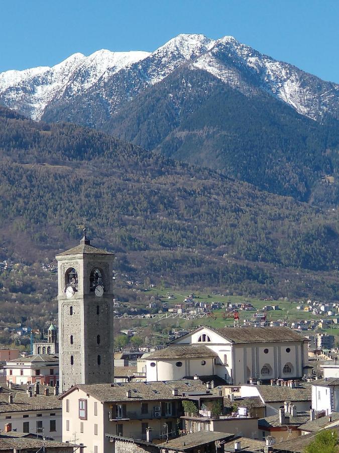 Appartement La Casa Del Birraio à Sondrio Extérieur photo