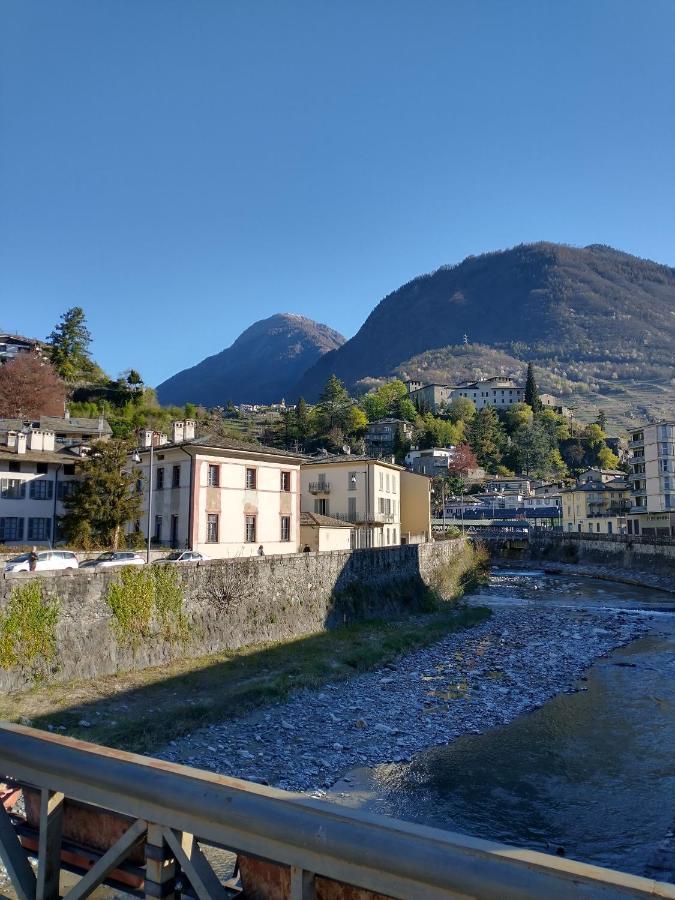Appartement La Casa Del Birraio à Sondrio Extérieur photo